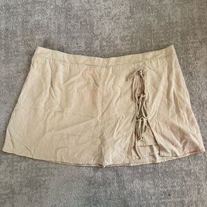 Wild Fable Cream Elastic Waist Skirt